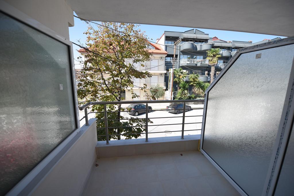 Mango Apartment Paralia Katerinis Exterior photo