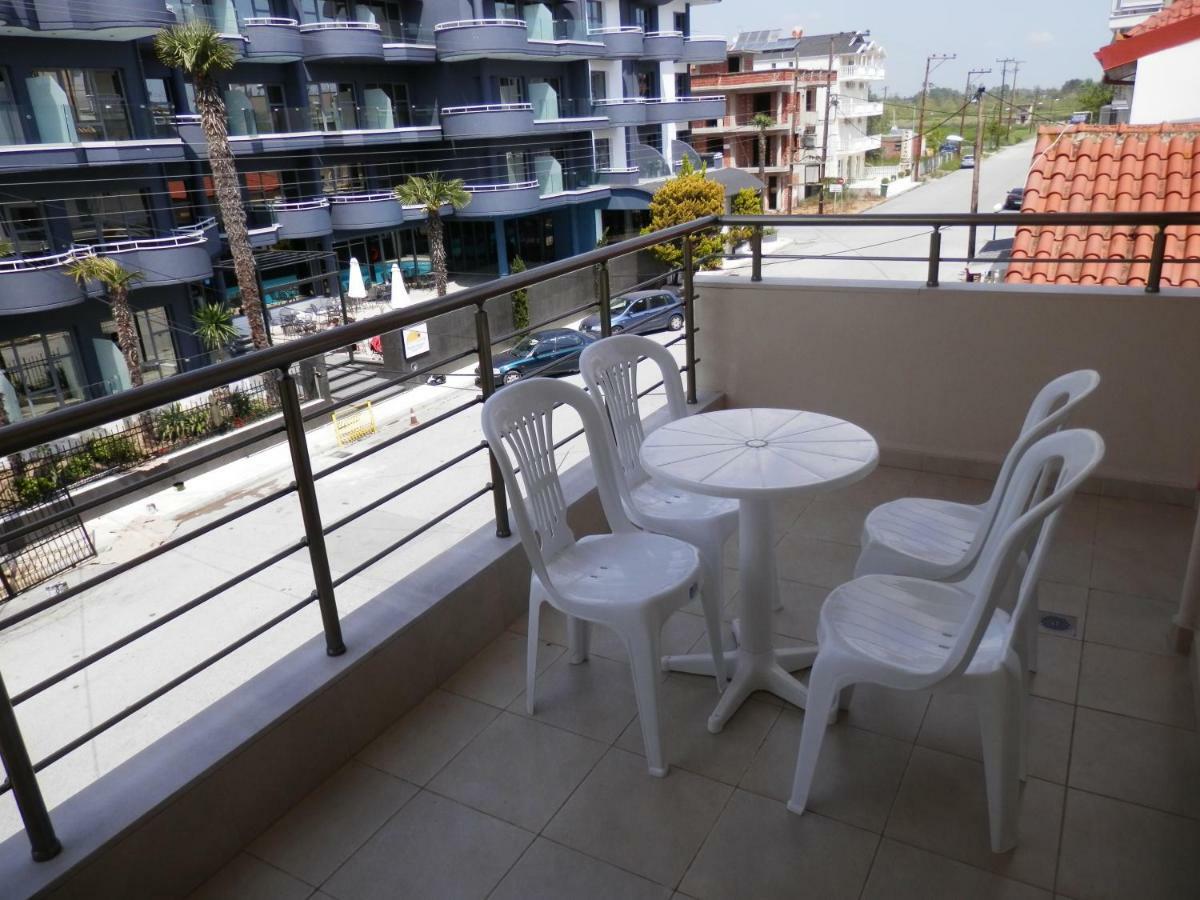 Mango Apartment Paralia Katerinis Exterior photo